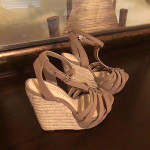 Jessica Simpson Wedges